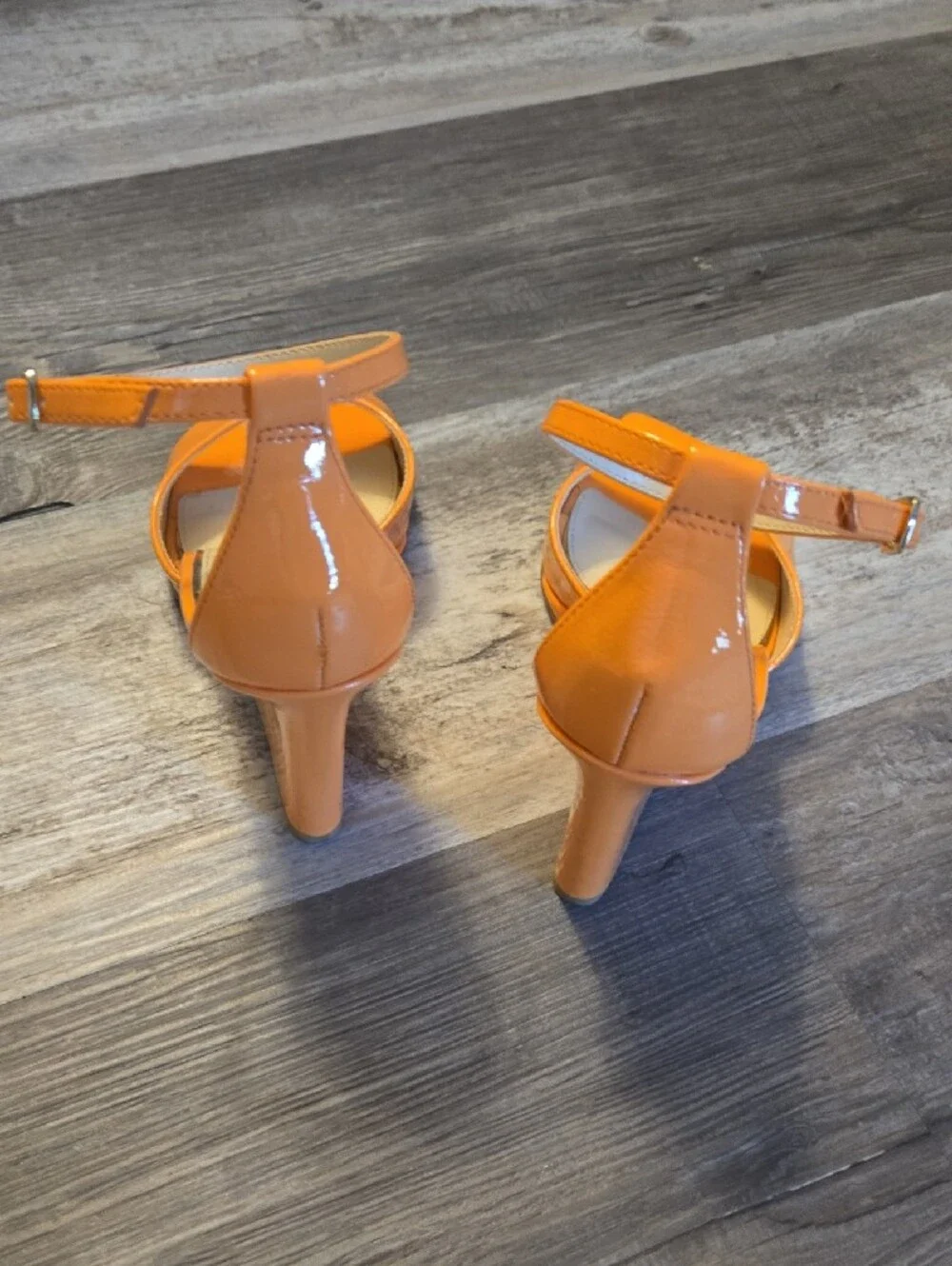 Jessica Simpson bright orange